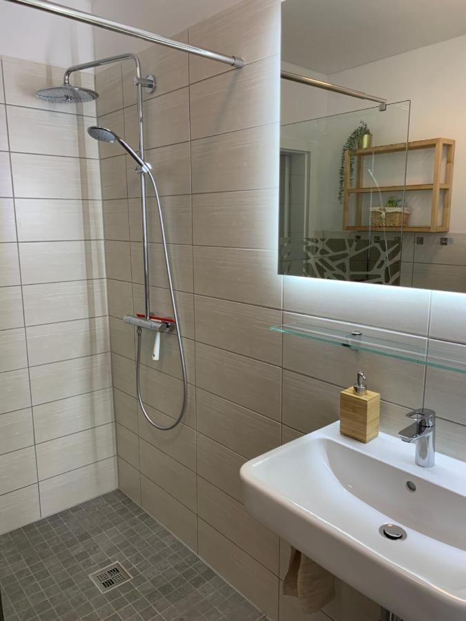 Neu: Gruene Idylle Nahe Hauptbahnhof & Hufeisensee Halle  Kültér fotó